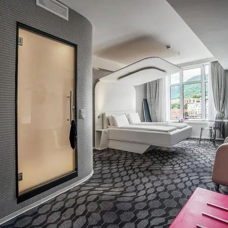 Hotell Magic & Kloverhuset
