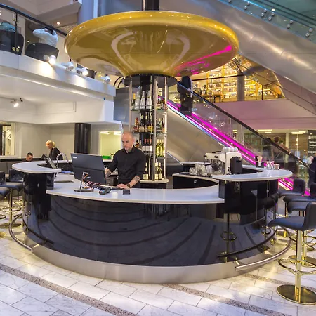Ξενοδοχείο Magic Kloverhuset Harbour Hotel, A Member Of Radisson Individuals 4*